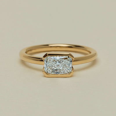 18ct Yellow Gold 1.00ct Radiant-Cut Diamond Elle Ring - Ring - Walker & Hall