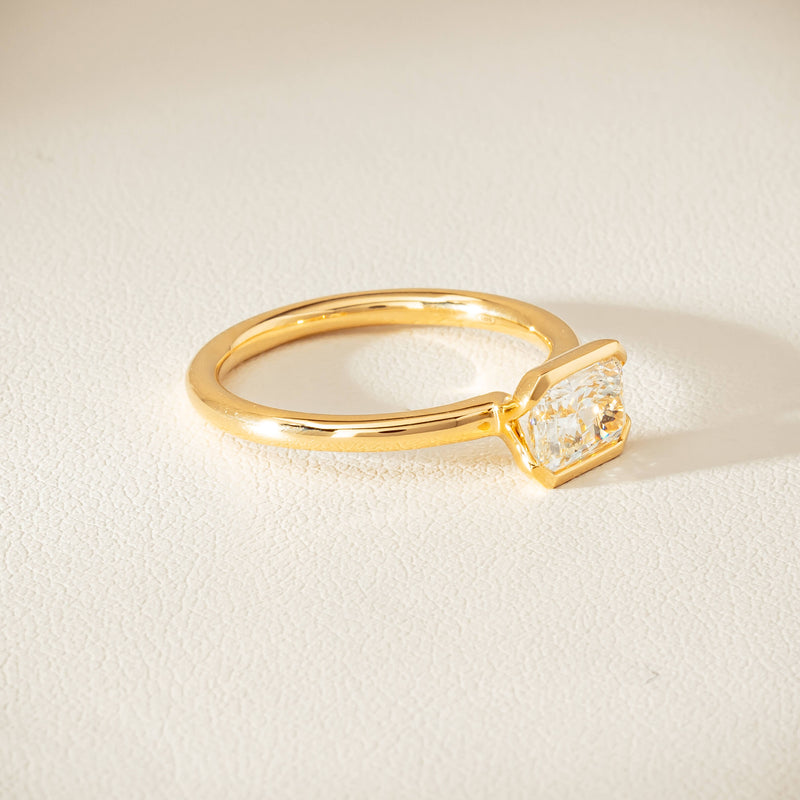 18ct Yellow Gold 1.00ct Radiant-Cut Diamond Elle Ring - Ring - Walker & Hall