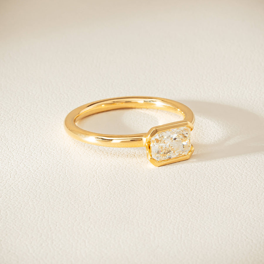 18ct Yellow Gold 1.00ct Radiant-Cut Diamond Elle Ring - Ring - Walker & Hall