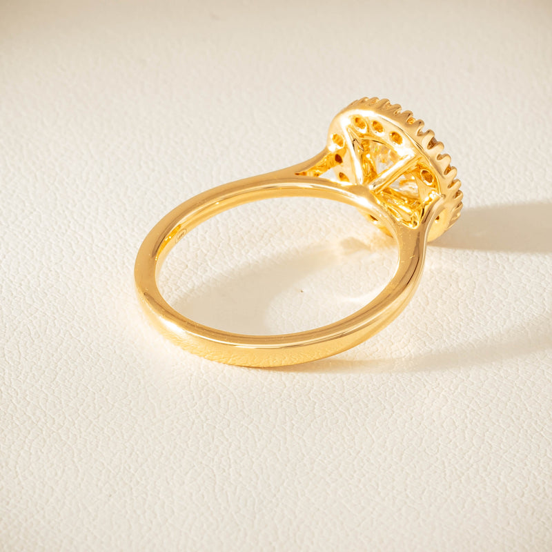 18ct Yellow Gold .96ct Diamond Daisy Ring - Ring - Walker & Hall