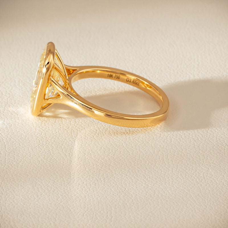18ct Yellow Gold 3.65ct Antique-Style Cushion Diamond Ring - Ring - Walker & Hall