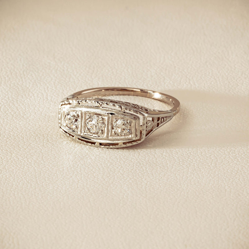 Deja Vu 18ct White Gold .35ct Old-Cut Diamond Ring