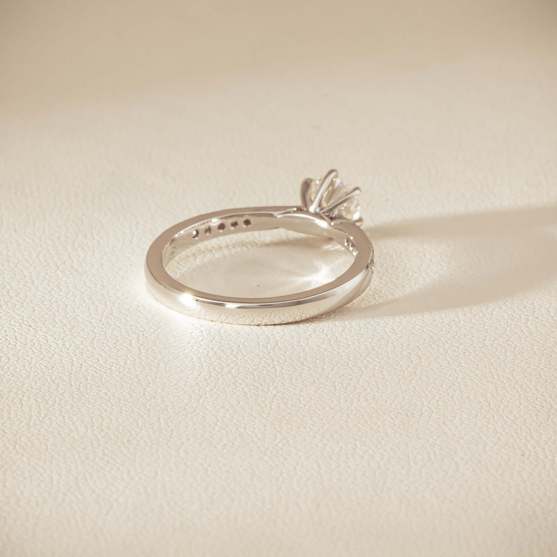 18ct White Gold .50ct Diamond Zenith Ring