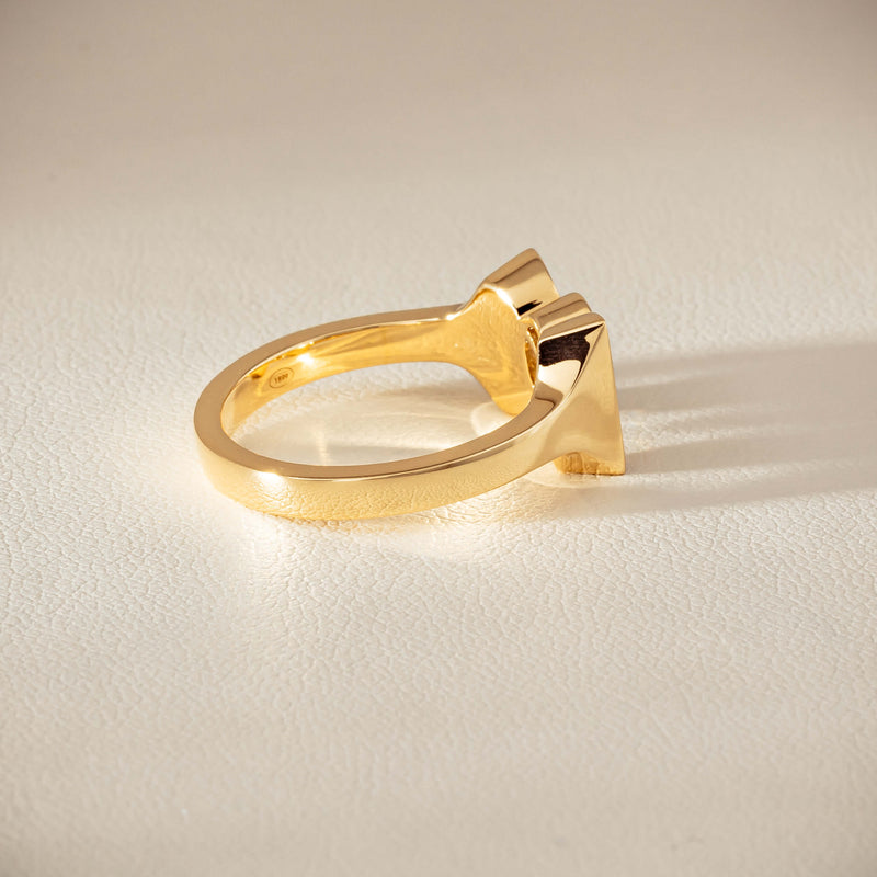 18ct Yellow Gold .50ct Oval Diamond Bow Ring