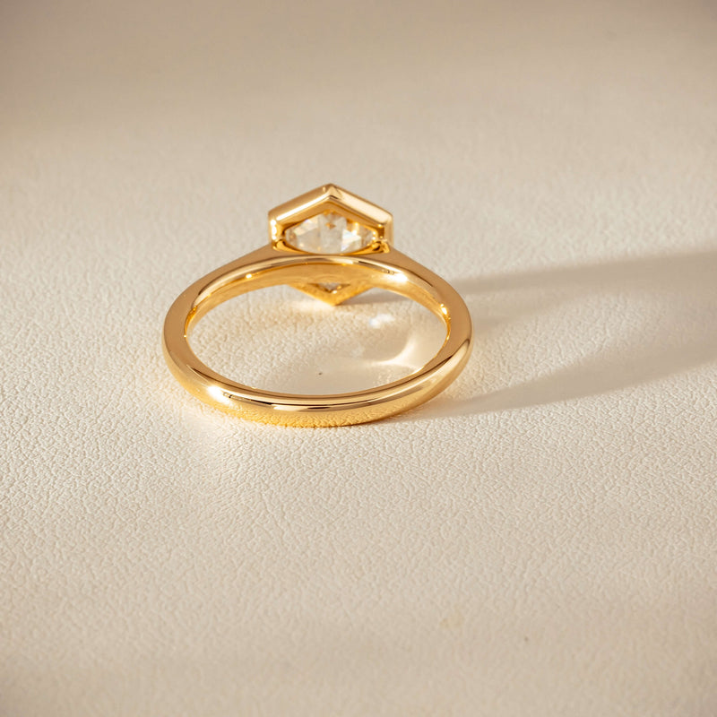18ct Yellow Gold 1.05ct Hexagonal Diamond Natalia Ring