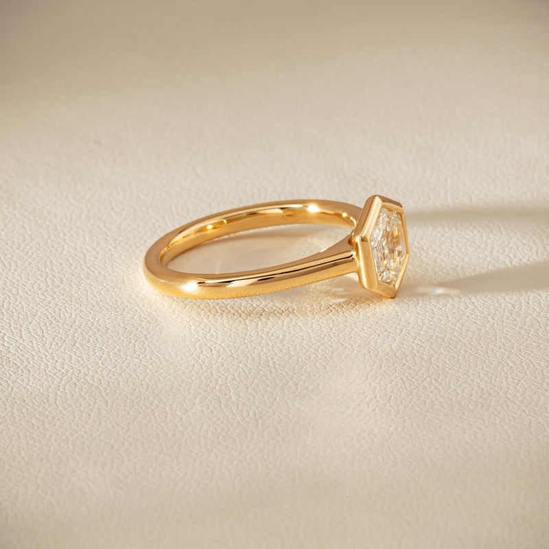 18ct Yellow Gold 1.05ct Hexagonal Diamond Natalia Ring