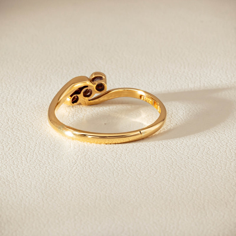 Vintage 18ct Yellow Gold .15ct Old-Cut Diamond Twist Ring