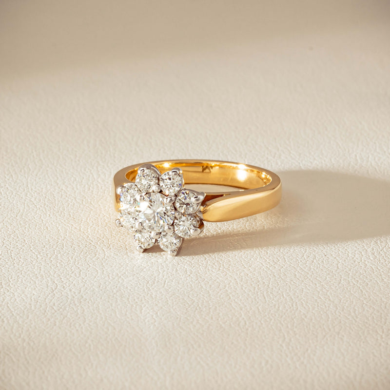 Deja Vu 18ct Yellow Gold 1.00ct Diamond Cluster Ring