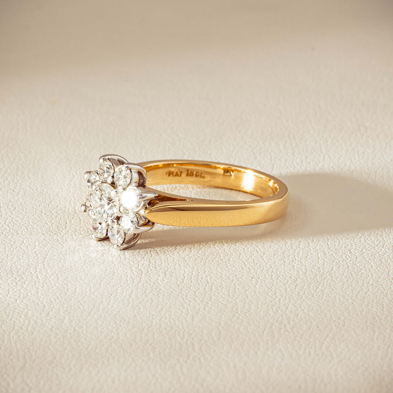 Deja Vu 18ct Yellow Gold 1.00ct Diamond Cluster Ring