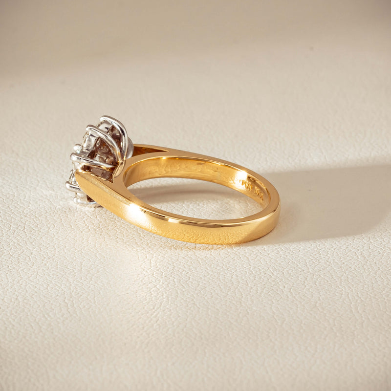 Deja Vu 18ct Yellow Gold 1.00ct Diamond Cluster Ring