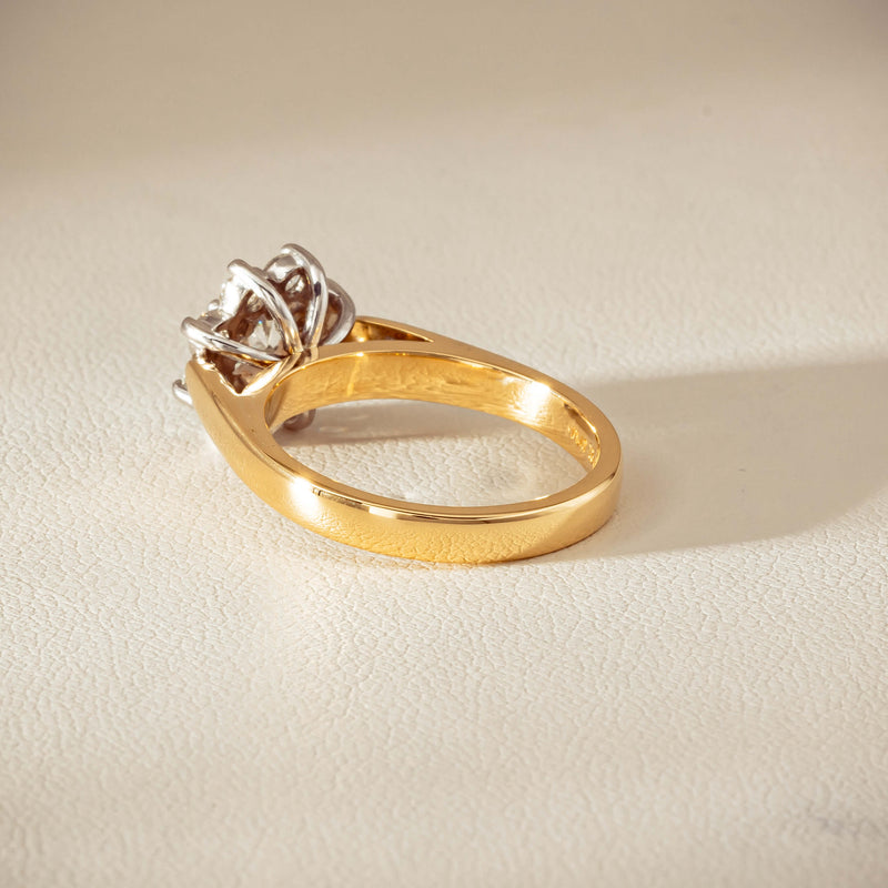 Deja Vu 18ct Yellow Gold 1.00ct Diamond Cluster Ring