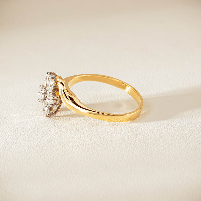 Deja Vu 18ct Yellow Gold .45ct Diamond Cluster Ring