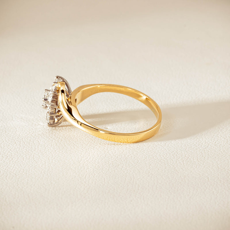 Deja Vu 18ct Yellow Gold .45ct Diamond Cluster Ring