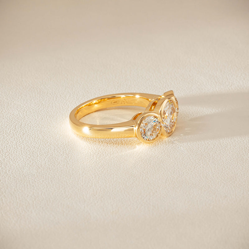 18ct Yellow Gold 2.96ct Reclaimed Diamond Natalia Ring