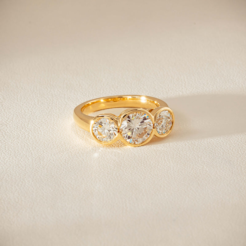 18ct Yellow Gold 2.96ct Reclaimed Diamond Natalia Ring