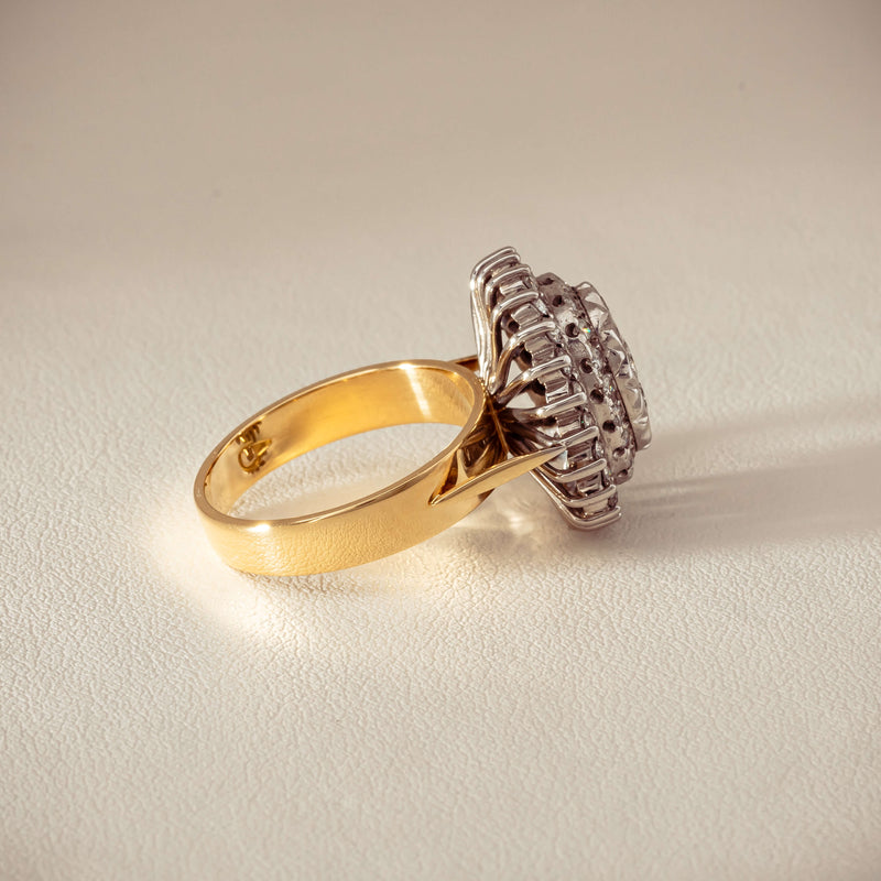 Deja Vu 18ct Yellow Gold 1.20ct Diamond Cluster Ring