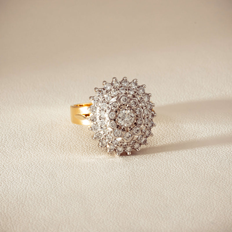 Deja Vu 18ct Yellow Gold 1.20ct Diamond Cluster Ring