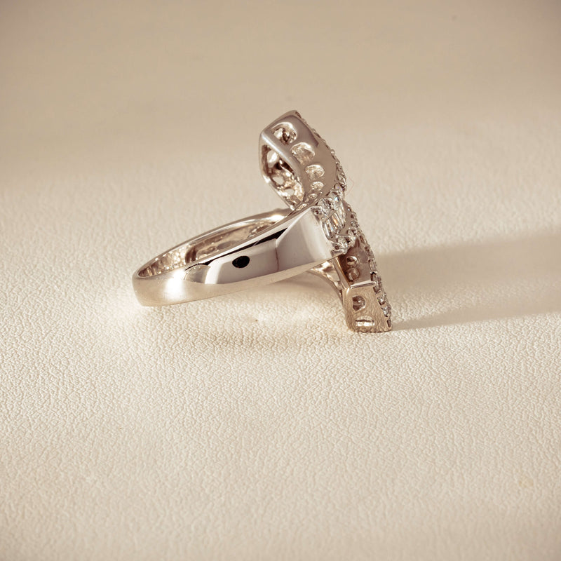 Deja Vu 18ct White Gold 1.80ct Diamond Crossover Ring