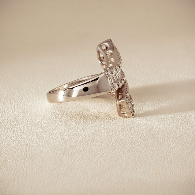 Deja Vu 18ct White Gold 1.80ct Diamond Crossover Ring