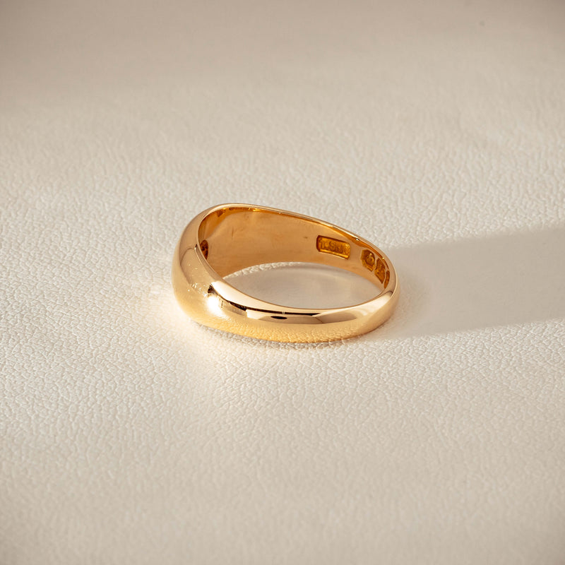 Vintage 18ct Yellow Gold .10ct Old-Cut Diamond Gypsy Ring