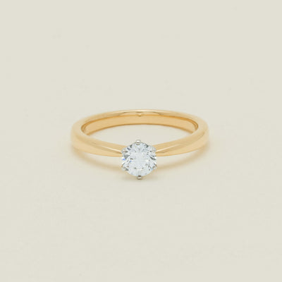 18ct Yellow Gold .50ct D VS2 Diamond Nova Ring