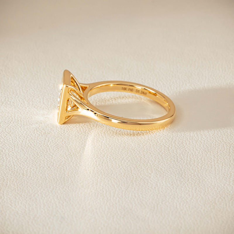 18ct Yellow Gold 1.34ct Reclaimed Radiant Diamond Elara Ring