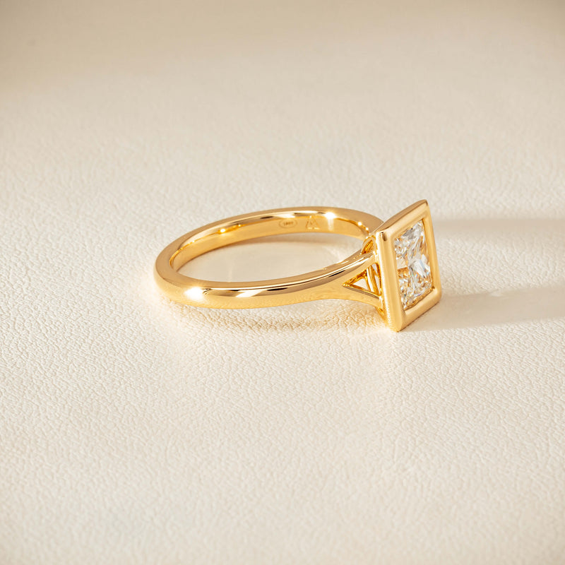 18ct Yellow Gold 1.34ct Reclaimed Radiant Diamond Elara Ring