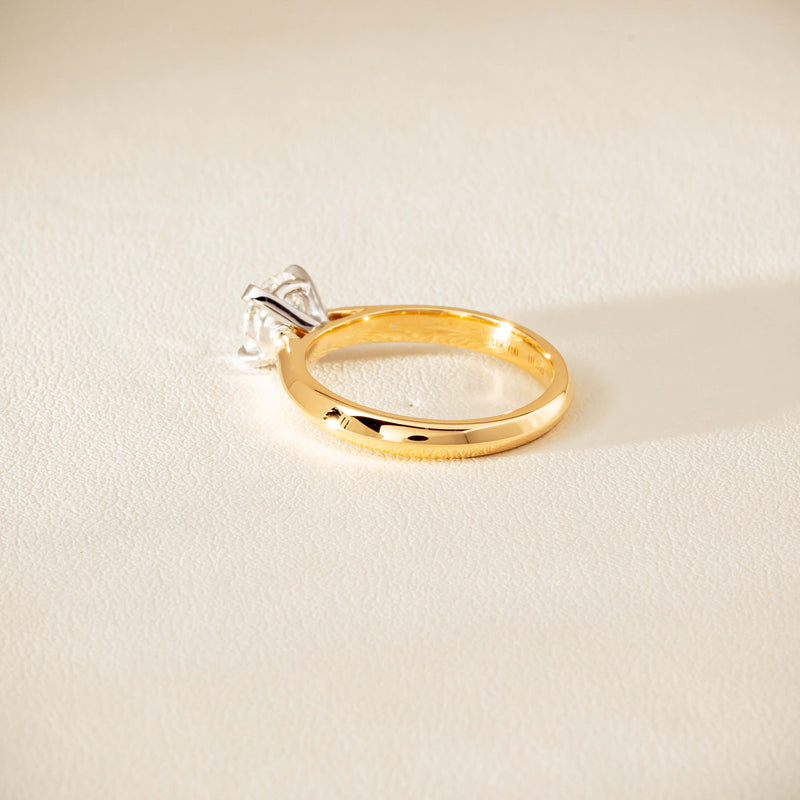 18ct Yellow Gold 1.01ct Diamond Venetian Ring - Ring - Walker & Hall