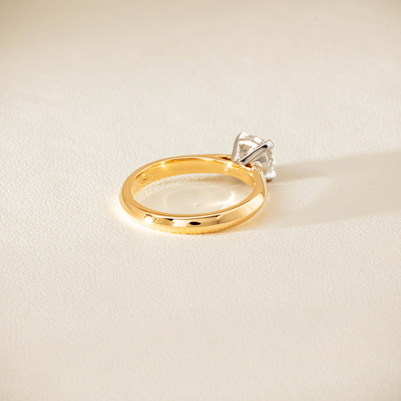 18ct Yellow Gold 1.01ct Diamond Venetian Ring - Ring - Walker & Hall