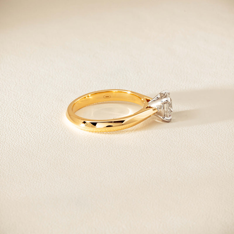18ct Yellow Gold 1.01ct Diamond Venetian Ring - Ring - Walker & Hall