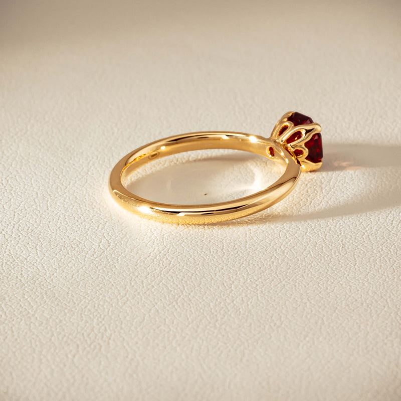 18ct Yellow Gold Garnet Mini Octavia Ring - Ring - Walker & Hall
