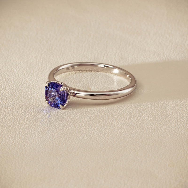 18ct White Gold Tanzanite Mini Octavia Ring - Ring - Walker & Hall