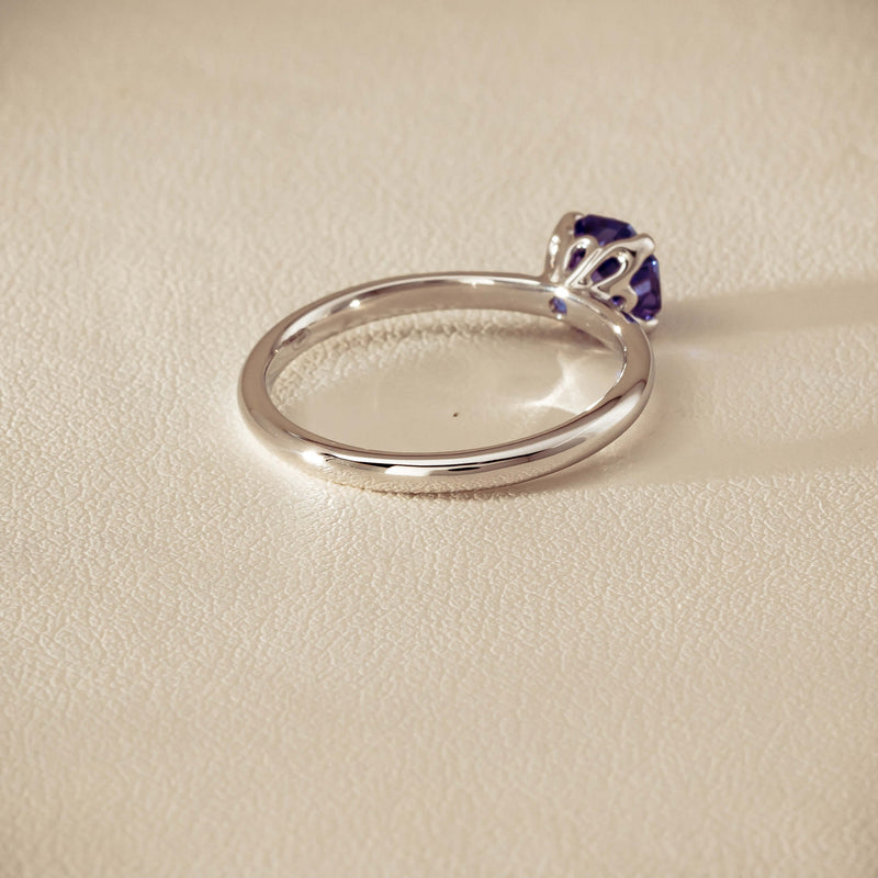 18ct White Gold Tanzanite Mini Octavia Ring - Ring - Walker & Hall