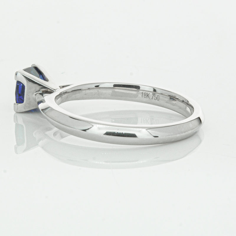 18ct White Gold 1.07ct Sapphire Venetian Ring-Ring-Walker & Hall