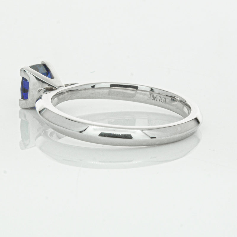 18ct White Gold 1.07ct Sapphire Venetian Ring-Ring-Walker & Hall