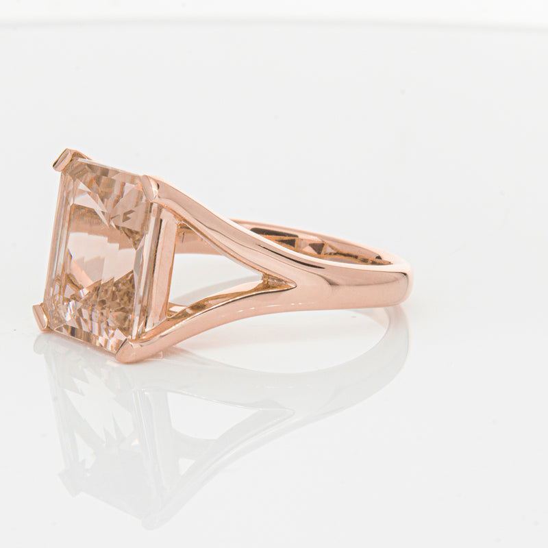 18ct Rose Gold 4.96ct Morganite Verona Ring-Ring-Walker & Hall