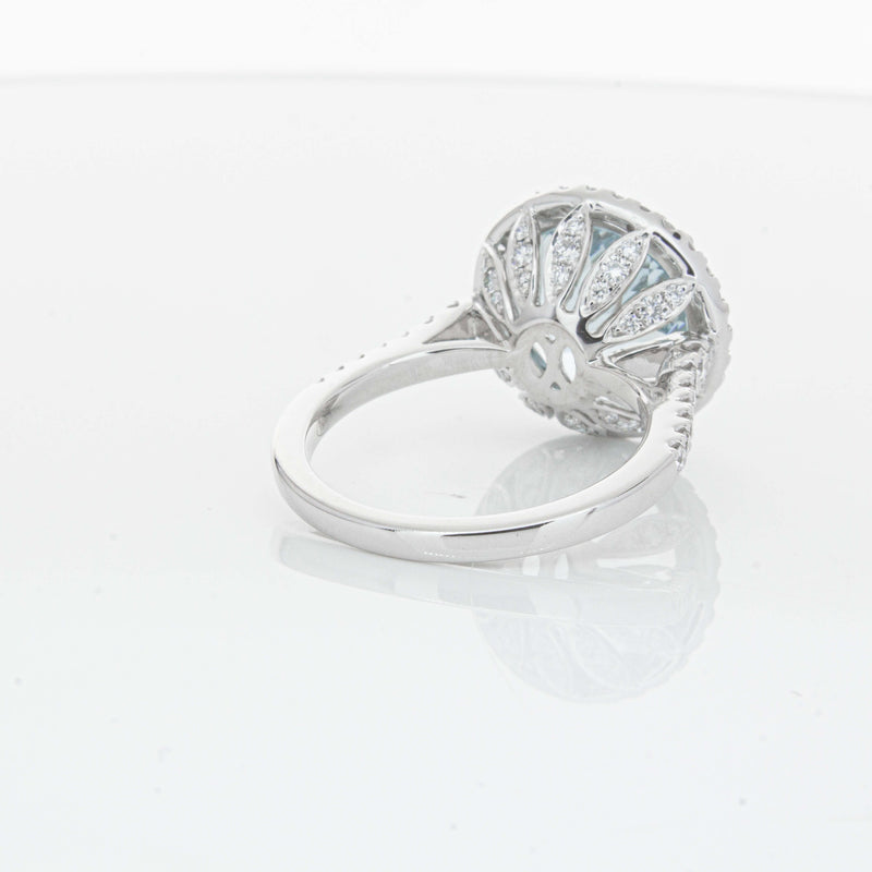 18ct White Gold 5.30ct Aquamarine & Diamond Sierra Ring-Ring-Walker & Hall