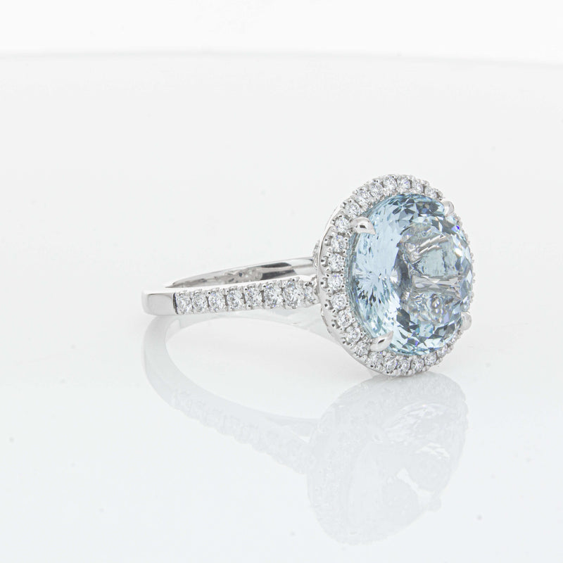 18ct White Gold 5.30ct Aquamarine & Diamond Sierra Ring-Ring-Walker & Hall