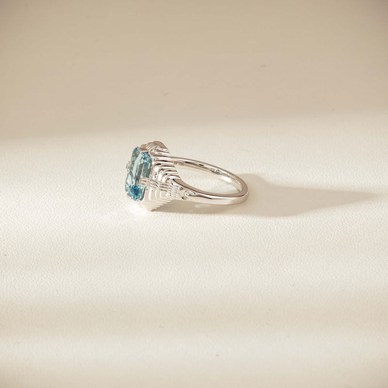 18ct White Gold 2.20ct Aquamarine Nile Ring - Ring - Walker & Hall