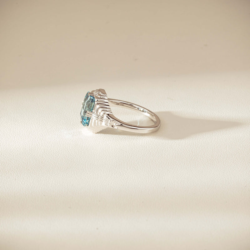 18ct White Gold 2.20ct Aquamarine Nile Ring - Ring - Walker & Hall