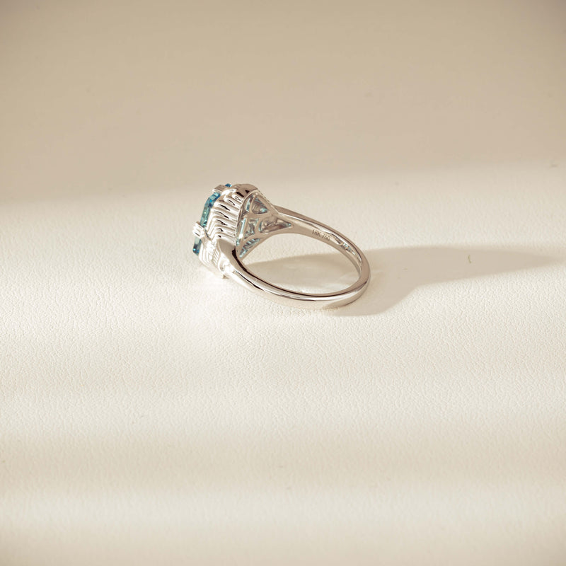 18ct White Gold 2.20ct Aquamarine Nile Ring - Ring - Walker & Hall