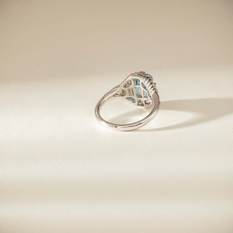 18ct White Gold 2.20ct Aquamarine Nile Ring - Ring - Walker & Hall