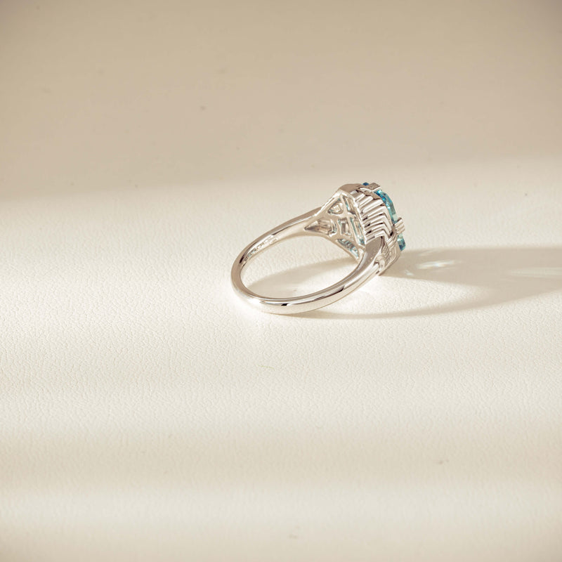 18ct White Gold 2.20ct Aquamarine Nile Ring - Ring - Walker & Hall