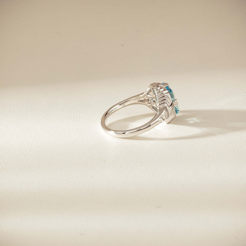 18ct White Gold 2.20ct Aquamarine Nile Ring - Ring - Walker & Hall