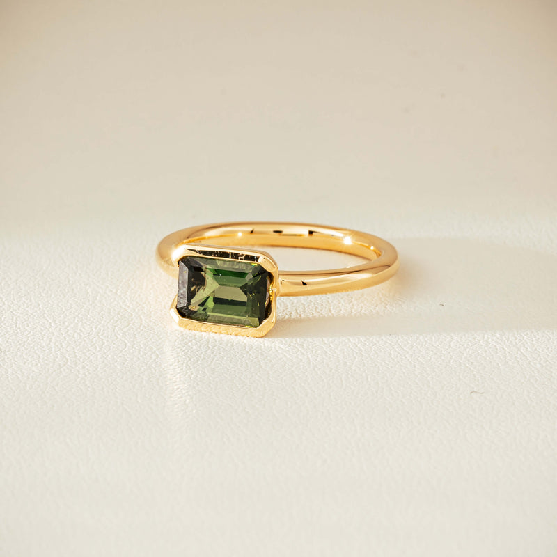 18ct Yellow Gold 1.77ct Green Tourmaline Elle Ring - Ring - Walker & Hall