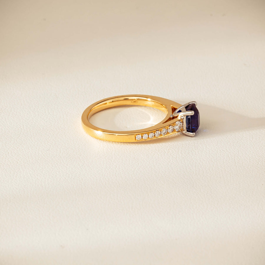 18ct Yellow Gold 1.55ct Sapphire & Diamond Vantage Ring - Ring - Walker & Hall