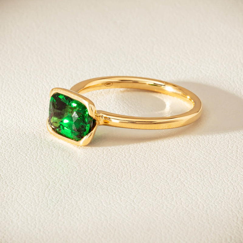 18ct Yellow Gold 2.05ct Tsavorite Elle Ring - Ring - Walker & Hall