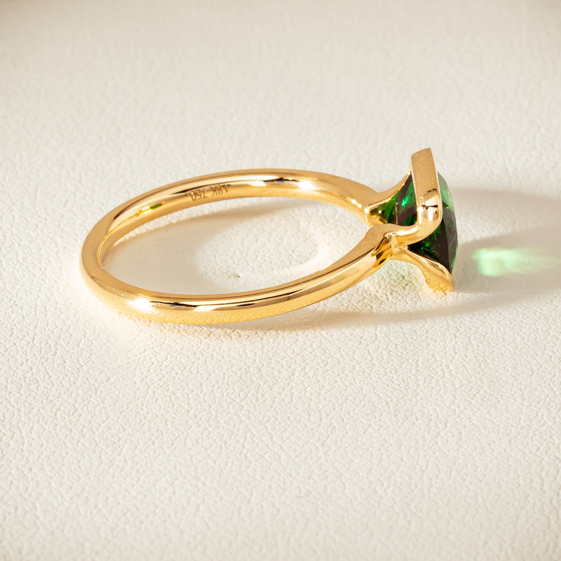 18ct Yellow Gold 2.05ct Tsavorite Elle Ring - Ring - Walker & Hall