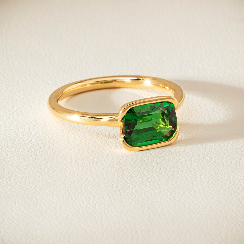 18ct Yellow Gold 2.05ct Tsavorite Elle Ring - Ring - Walker & Hall