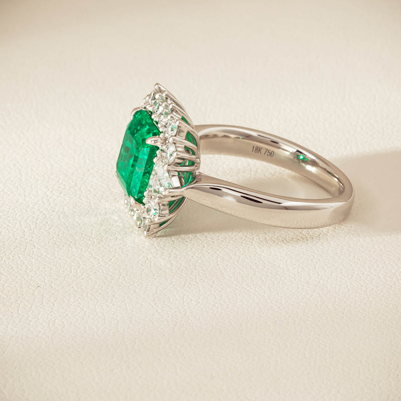 18ct White Gold 3.41ct Emerald & Diamond Cluster Ring - Ring - Walker & Hall